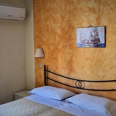 Bed and Breakfast Delle Rose Чефалу Экстерьер фото