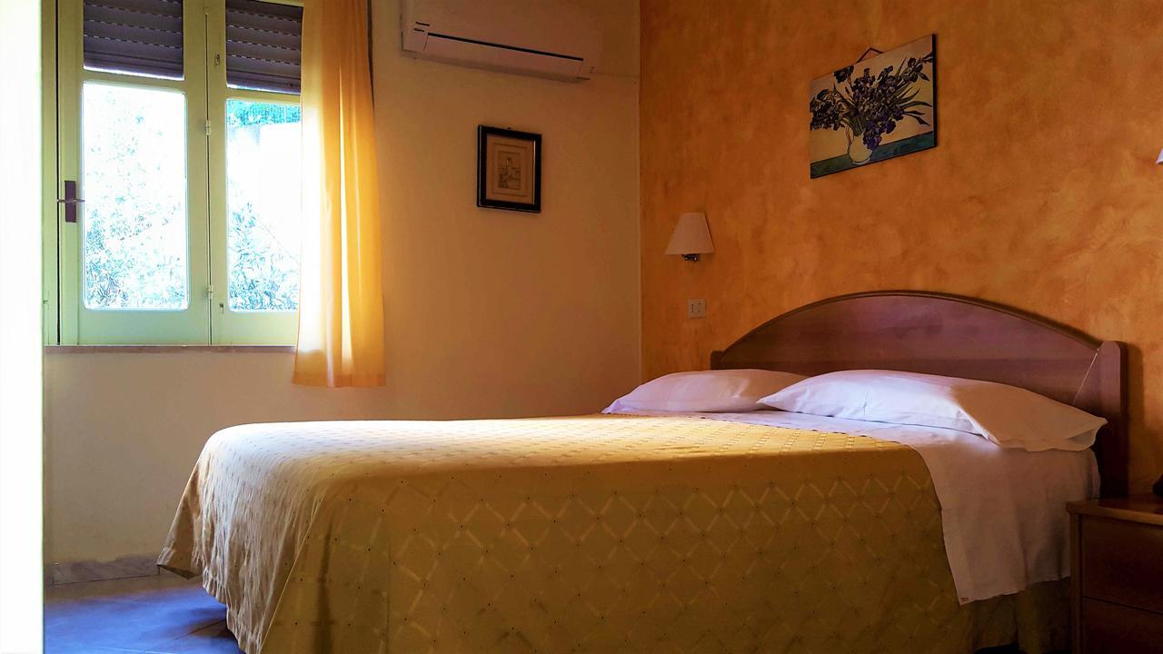 Bed and Breakfast Delle Rose Чефалу Экстерьер фото